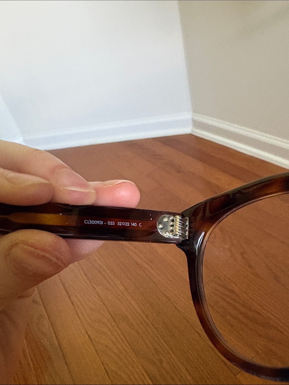 Celine Tortoiseshell Round Eyeglasses - Picture 6 of 11